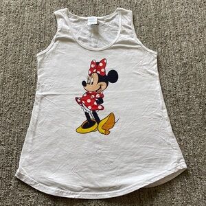 Women’s Mickey And Friends Minnie Mouse Traditional Portrait Tank